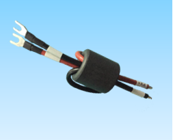 485. 產(chǎn)品名稱：新能源光伏逆變器AC輸出磁環(huán)線/UL1015  12AWG/錳鋅磁環(huán)/SNB3.5-4/規(guī)格型號可依需求定制加工